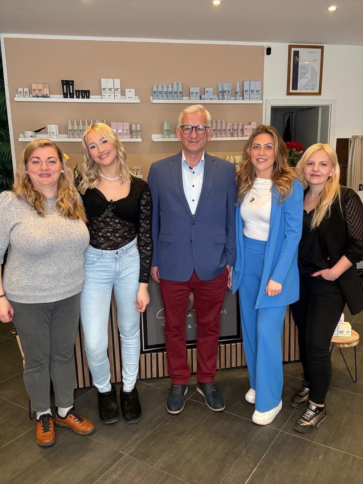 Teammeeting und Marketing Planung 2026 mit Sabrina Zedler Hairstyle in Sarstedt